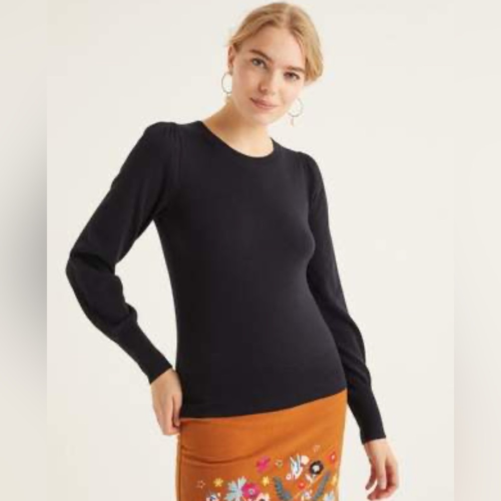 Boden Cotton crewneck sweater in black, size M, EUC